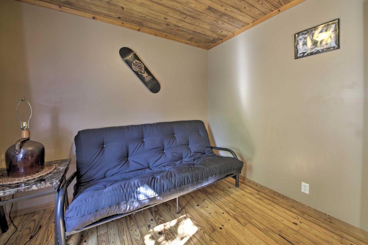 Pet-Friendly Cottage With Fire Pit - 3 Mi To Siu! カーボンデール エクステリア 写真